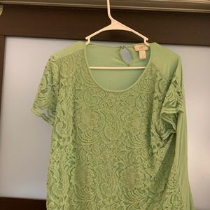 XL lace shirt